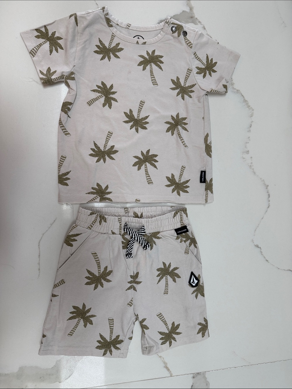 Volcom Kids Palm Print Short Pajama Set - Beige & Olive